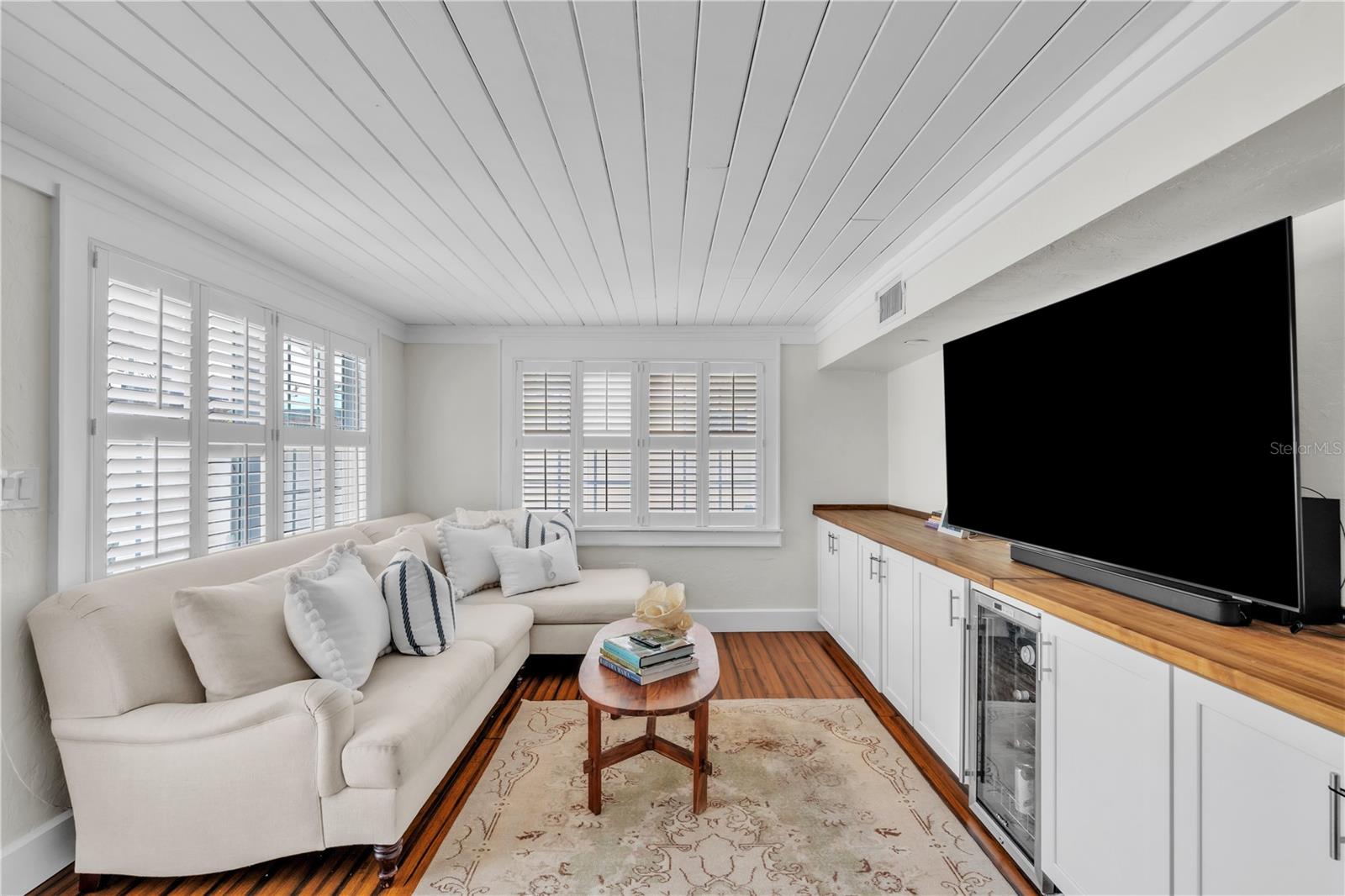 HYDE PARK - Residential