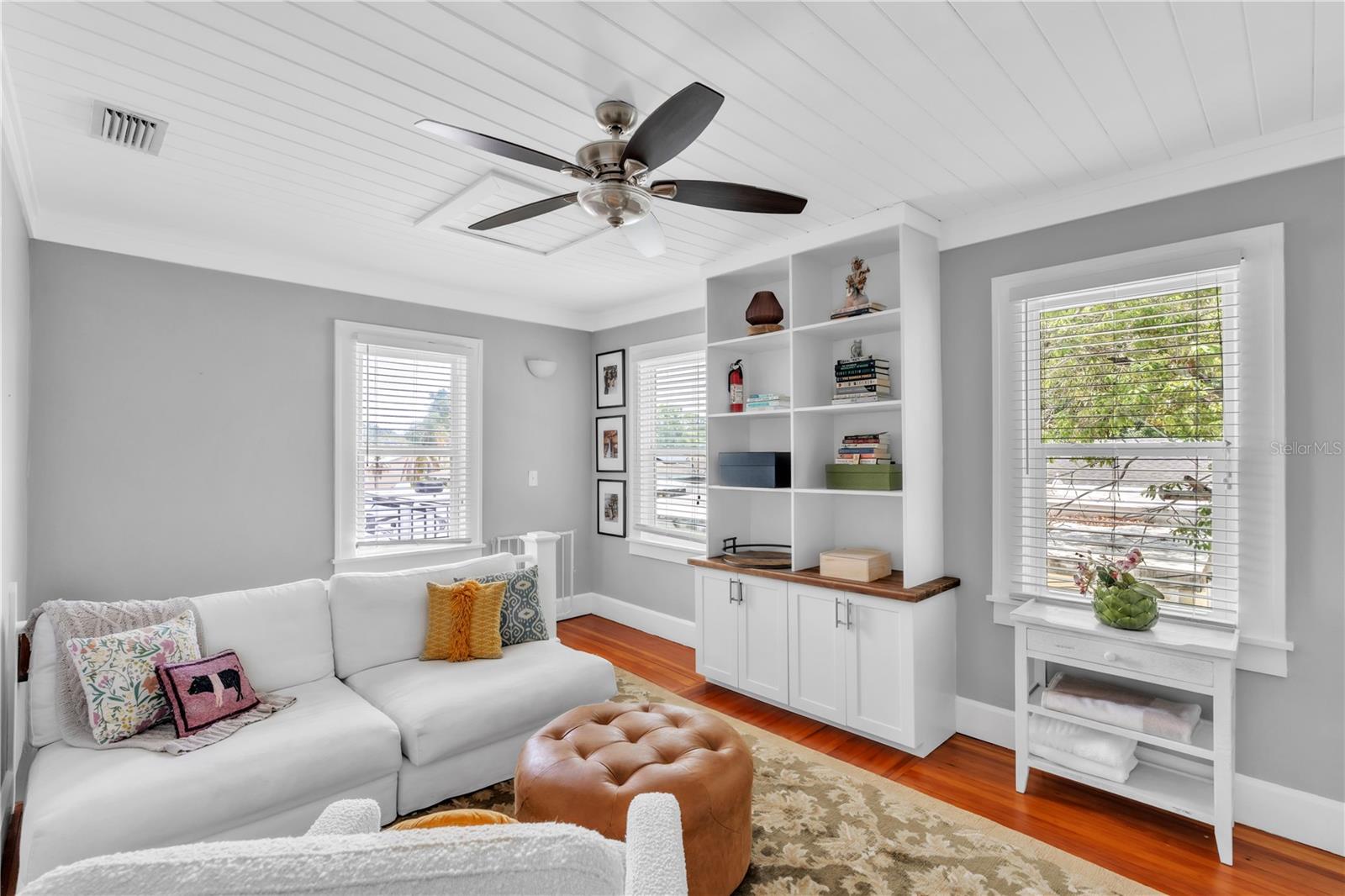 HYDE PARK - Residential