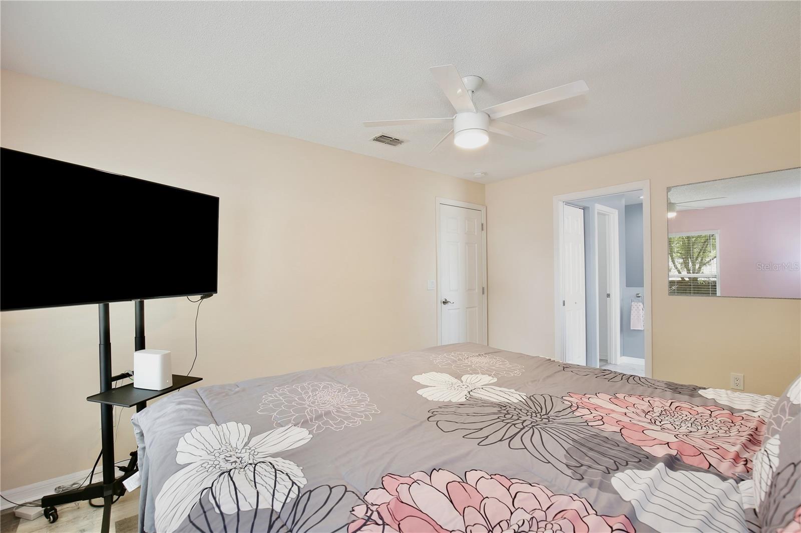 LAKE CRESCENT PINES EAST SUB - Residential