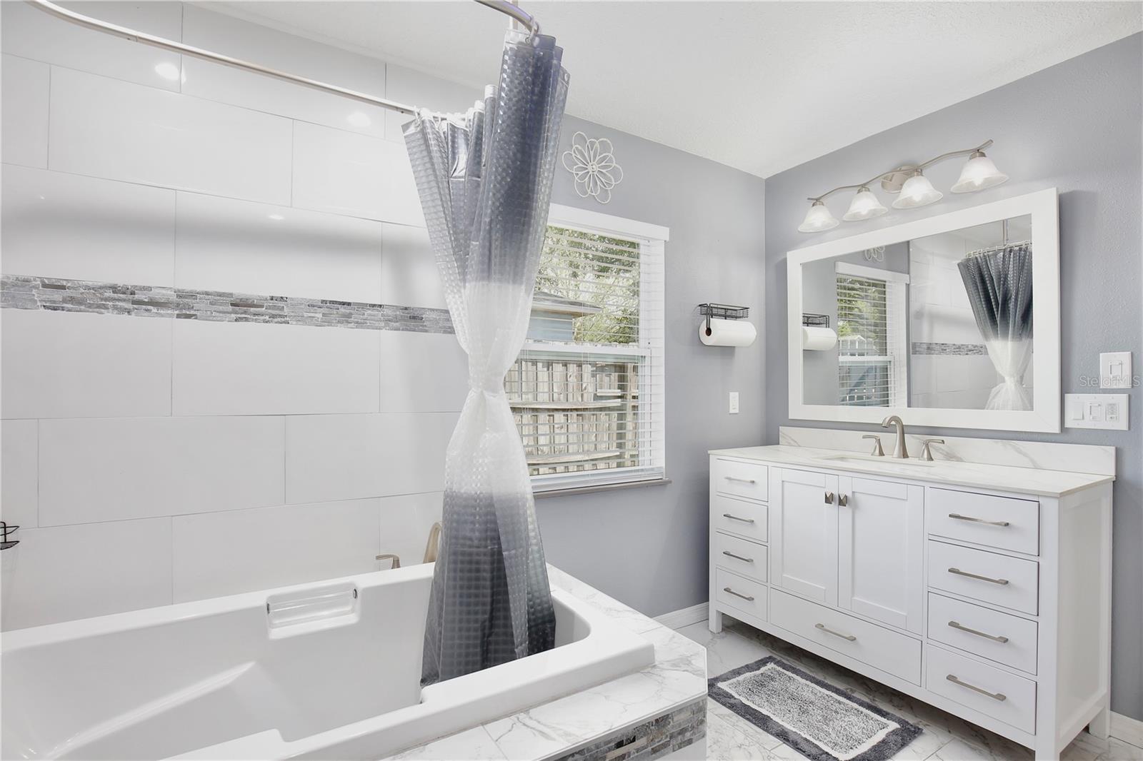 LAKE CRESCENT PINES EAST SUB - Residential