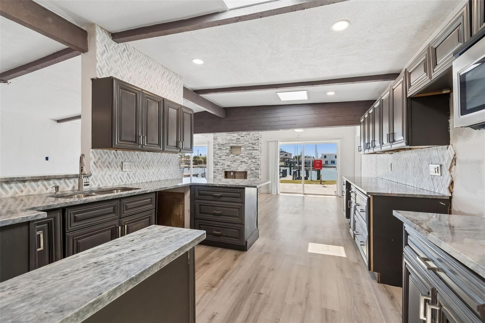 REDINGTON BEACH HOMES 6TH ADD - Residential