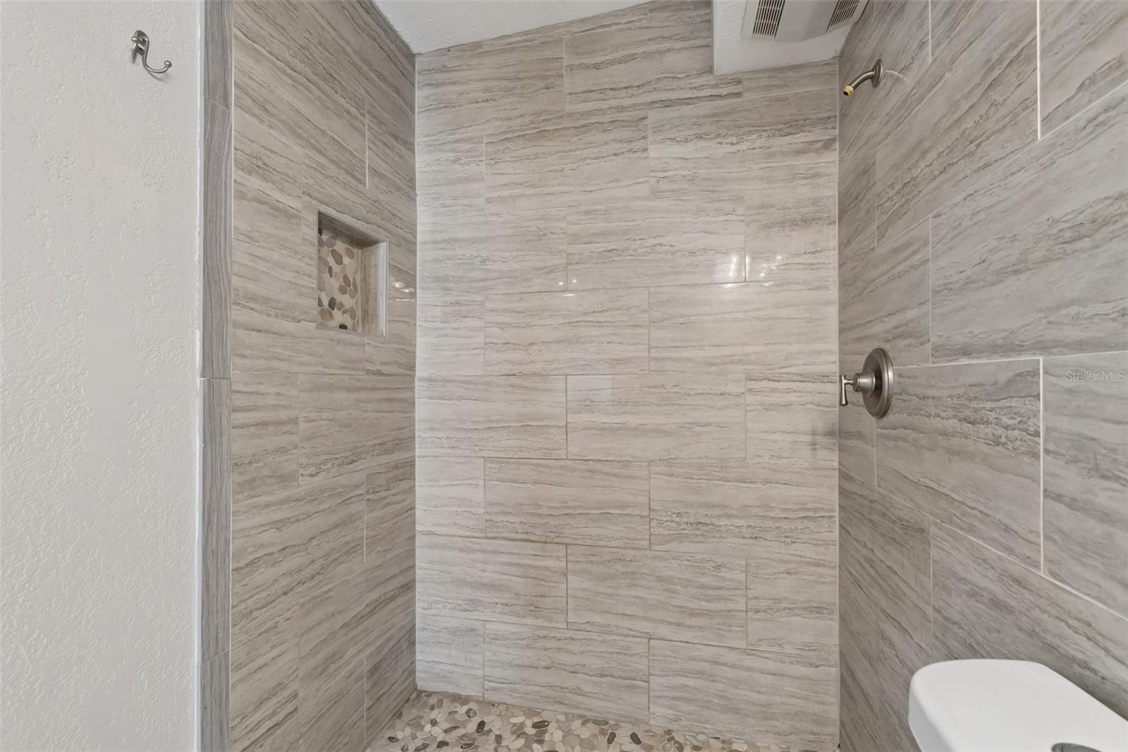 REDINGTON BEACH HOMES 6TH ADD - Residential