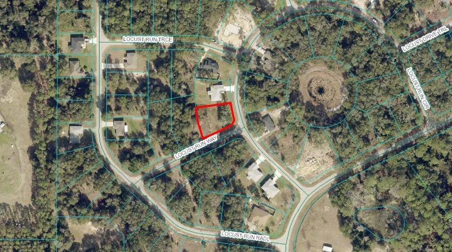 This .27-acre lot is an ideal canvas for your vision of homeownership in Silver Springs Shores. With its great location and peaceful setting, it’s a fantastic place to put down roots. Don’t miss your chance to invest in this wonderful property!