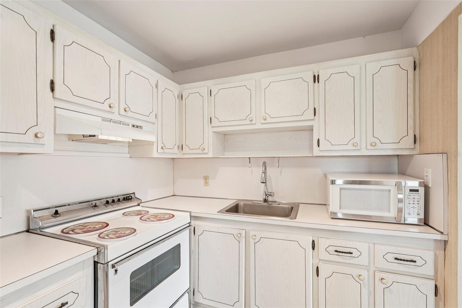 ANDOVER A CONDO - Residential
