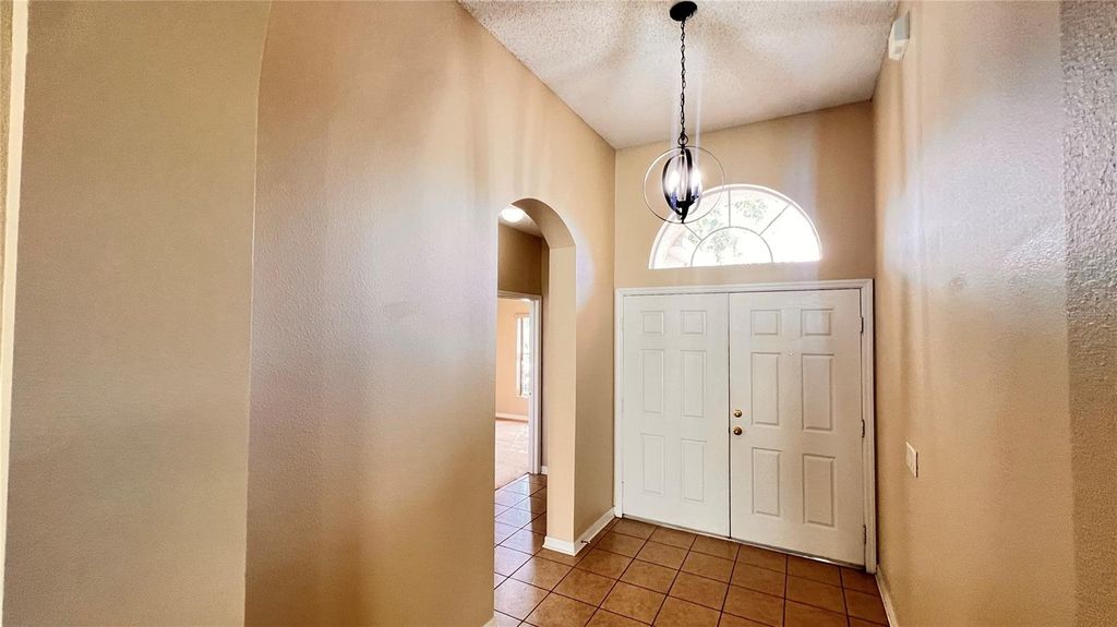 Photo of 9906 Shadow Creek Drive, Orlando, FL 32832 (MLS # O6385760)