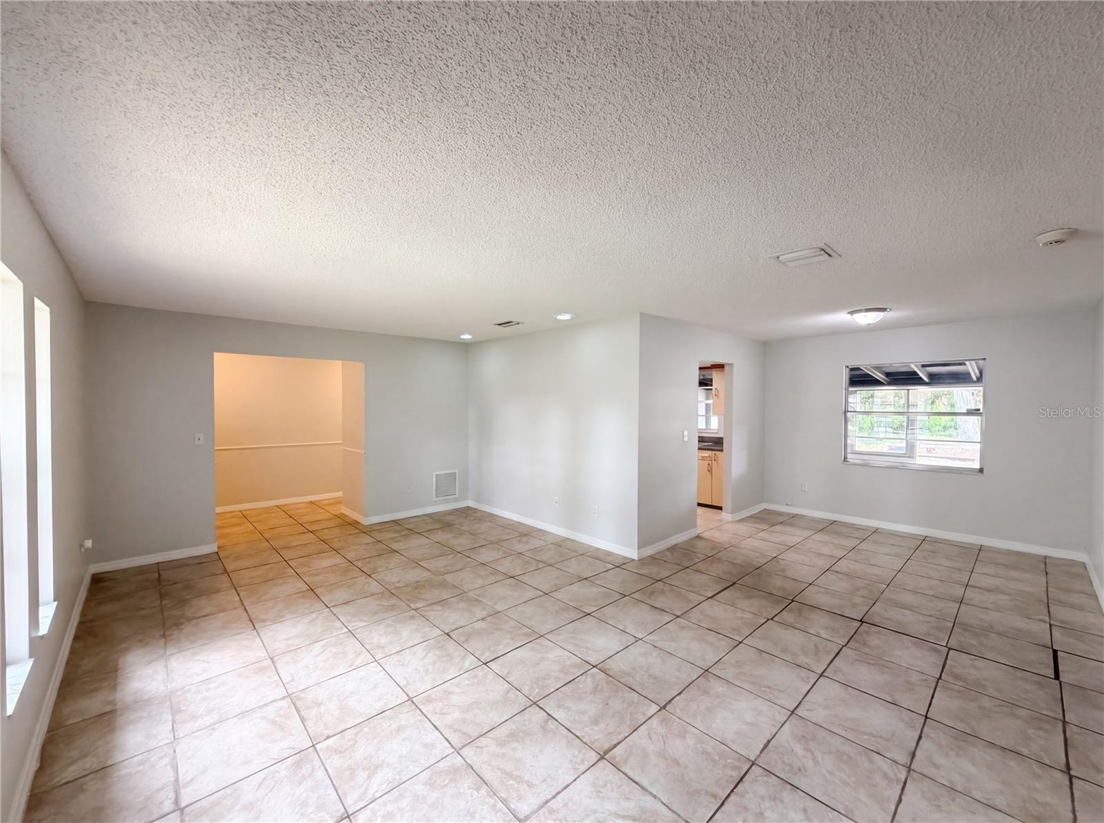 SIGNAL HILL - Residential