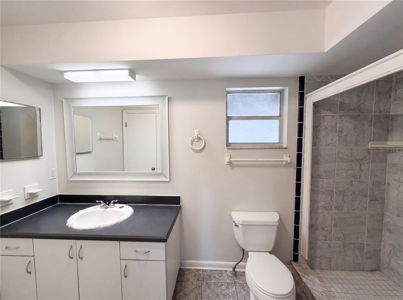 SIGNAL HILL - Residential