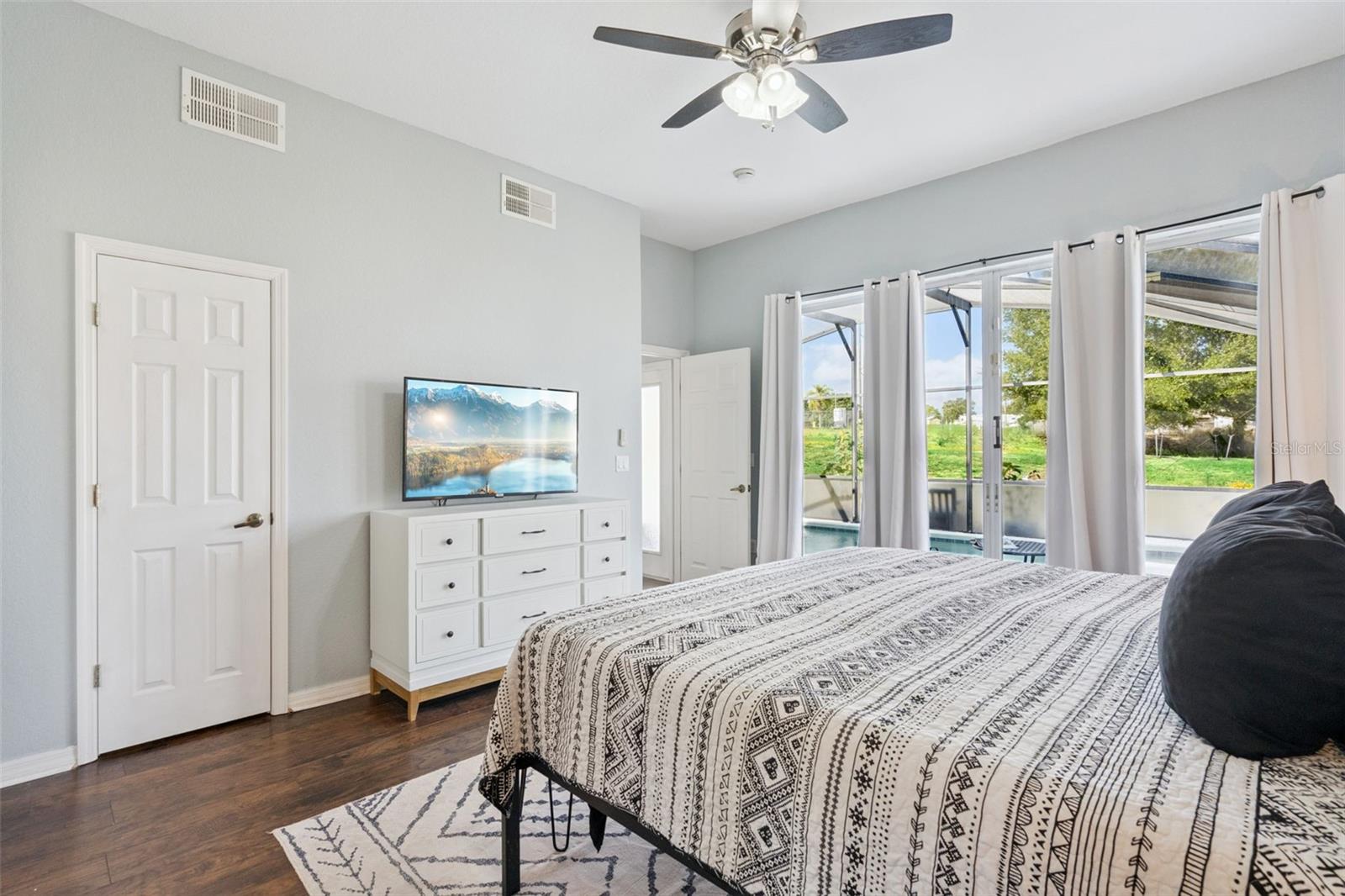 VIZCAY - Residential