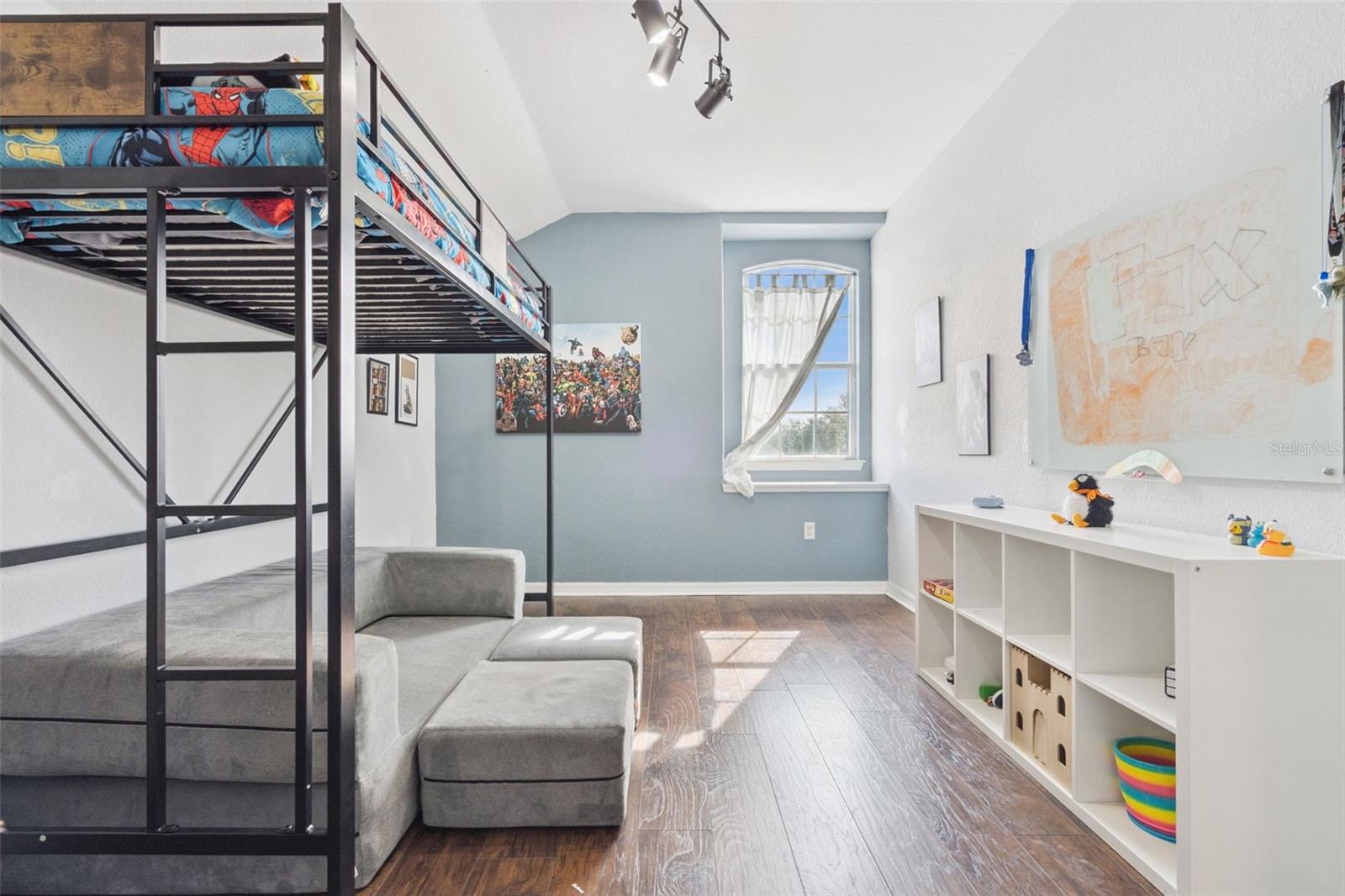 VIZCAY - Residential