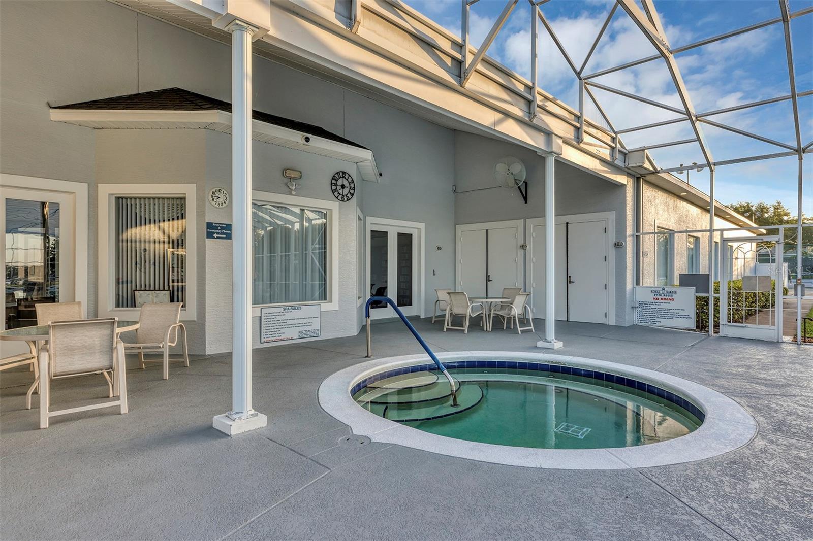 ROYAL HARBOR - Residential