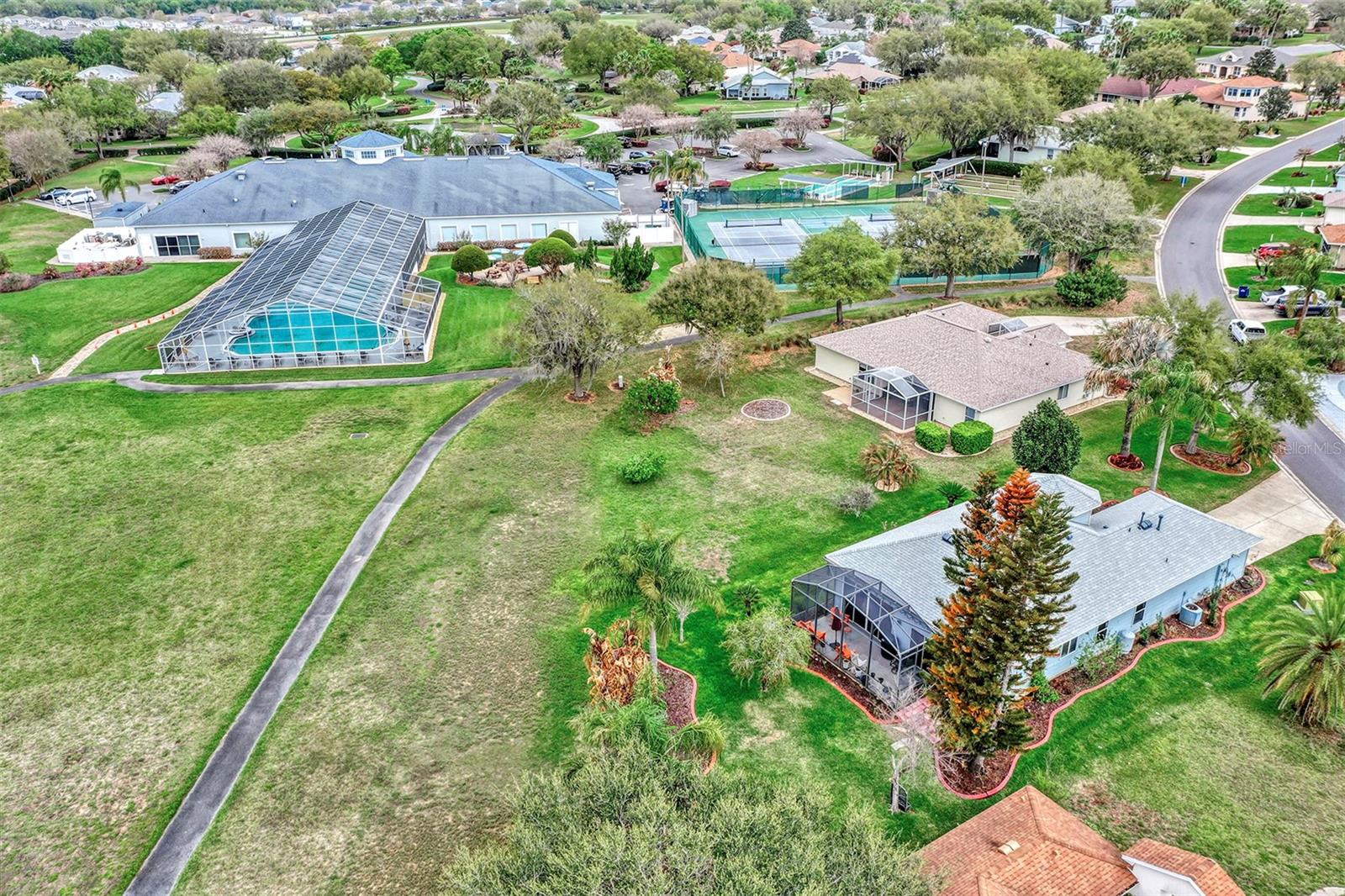 ROYAL HARBOR - Residential