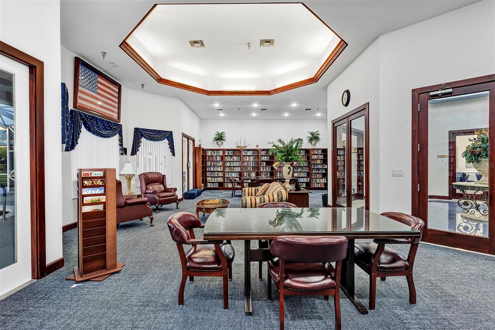 ROYAL HARBOR - Residential