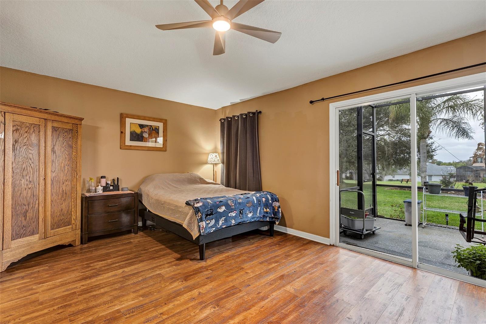 ROYAL HARBOR - Residential