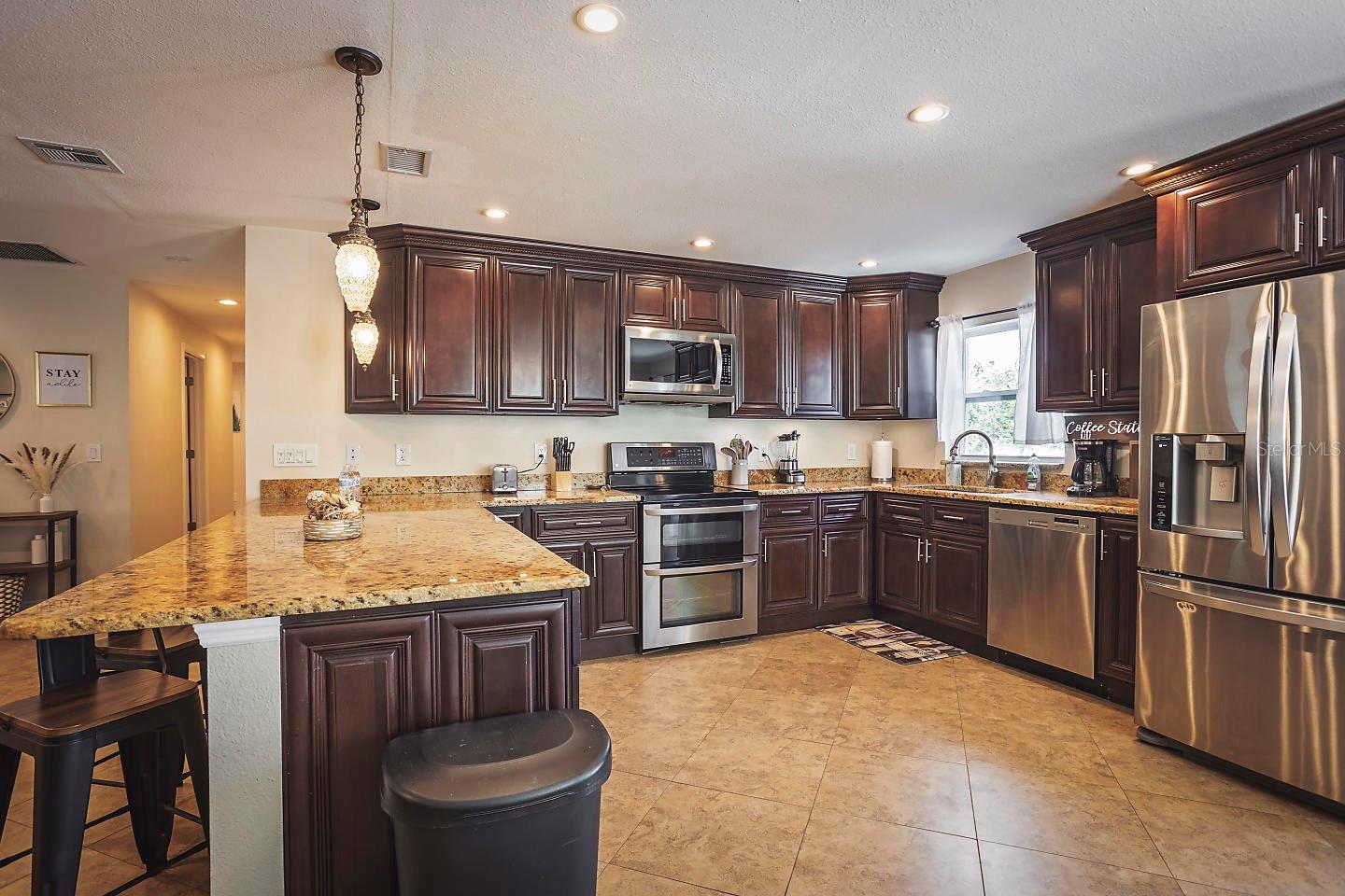 LYNWOOD PARK - Residential