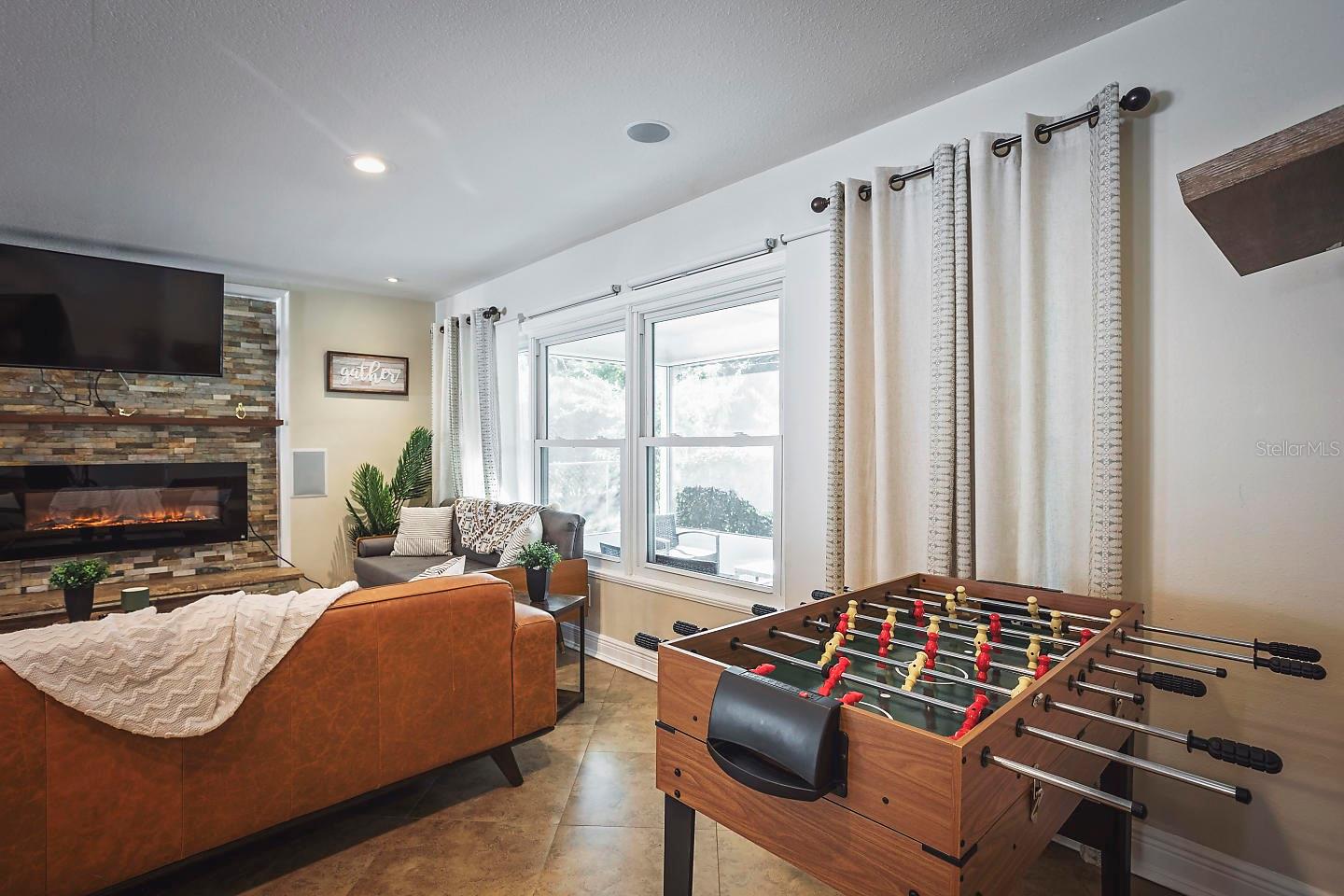 LYNWOOD PARK - Residential