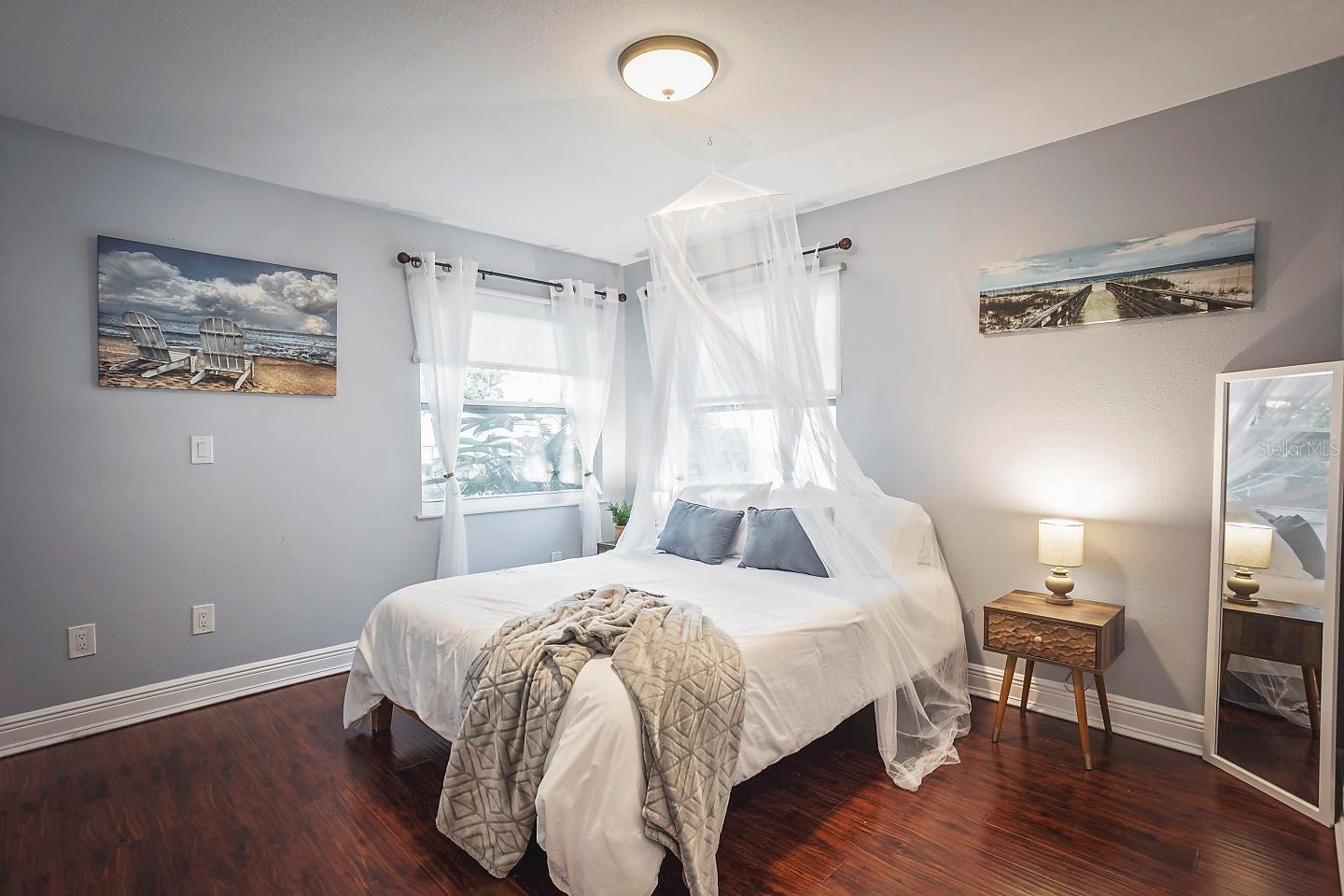 LYNWOOD PARK - Residential