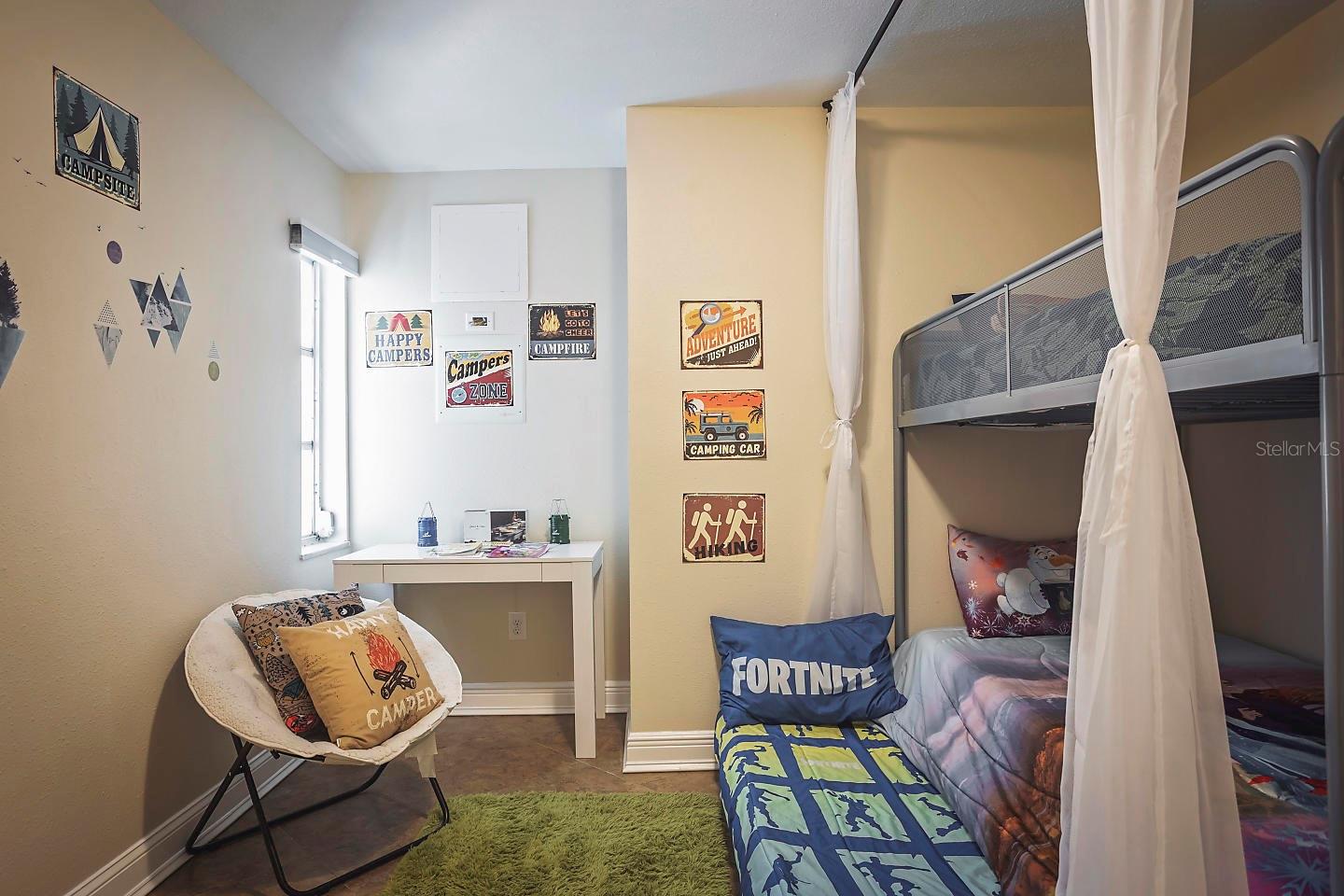 LYNWOOD PARK - Residential