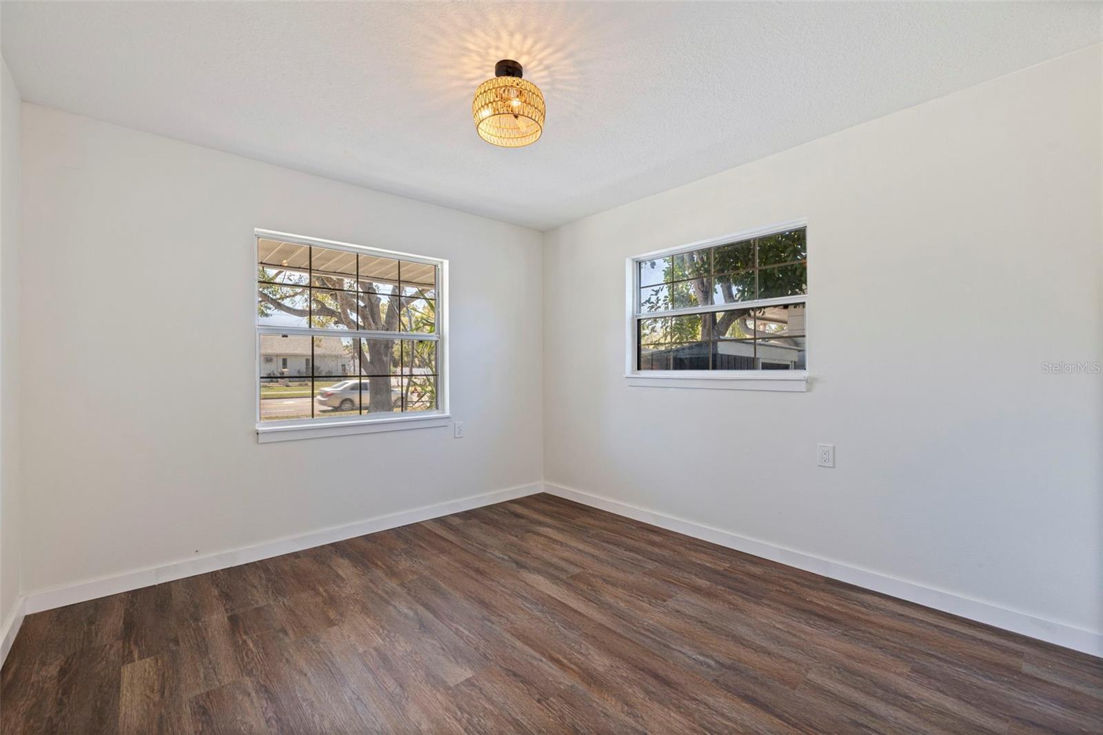 NORTH ST PETERSBURG - Residential