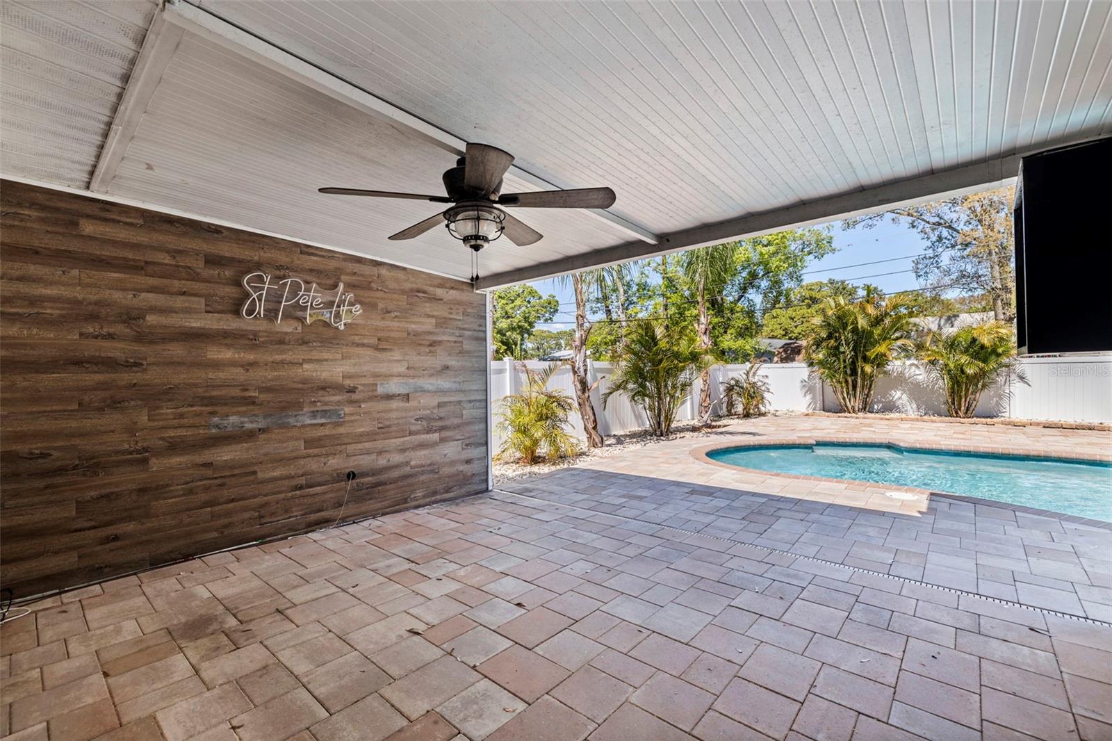 NORTH ST PETERSBURG - Residential