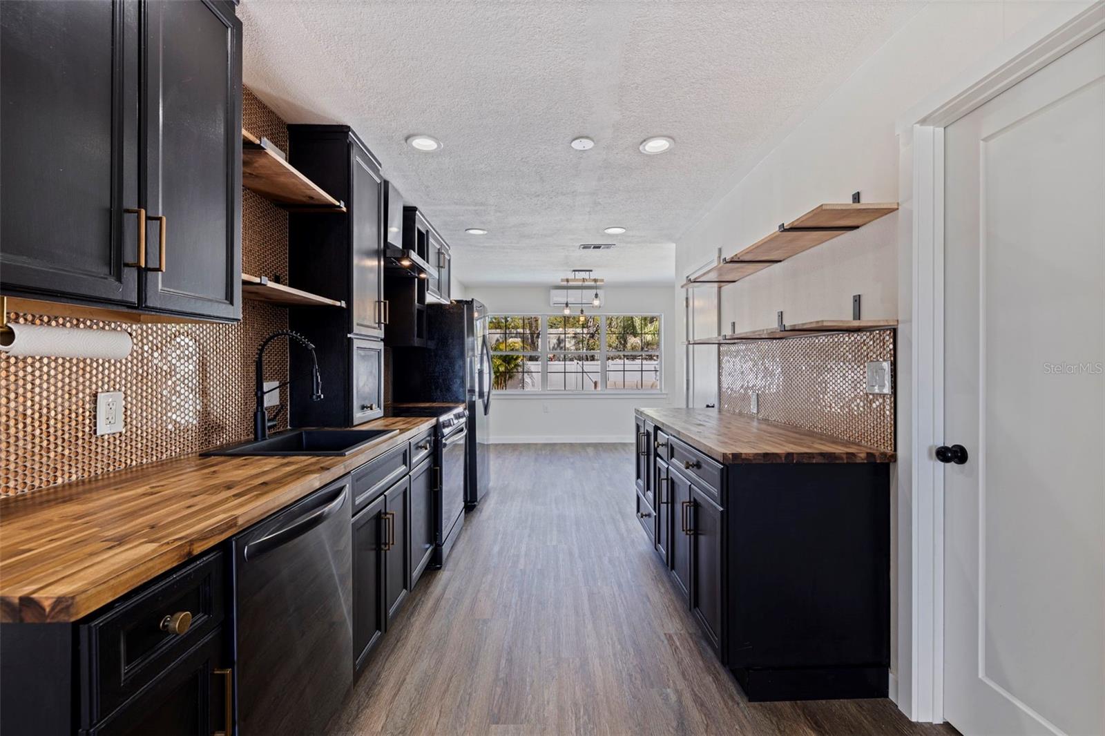 NORTH ST PETERSBURG - Residential