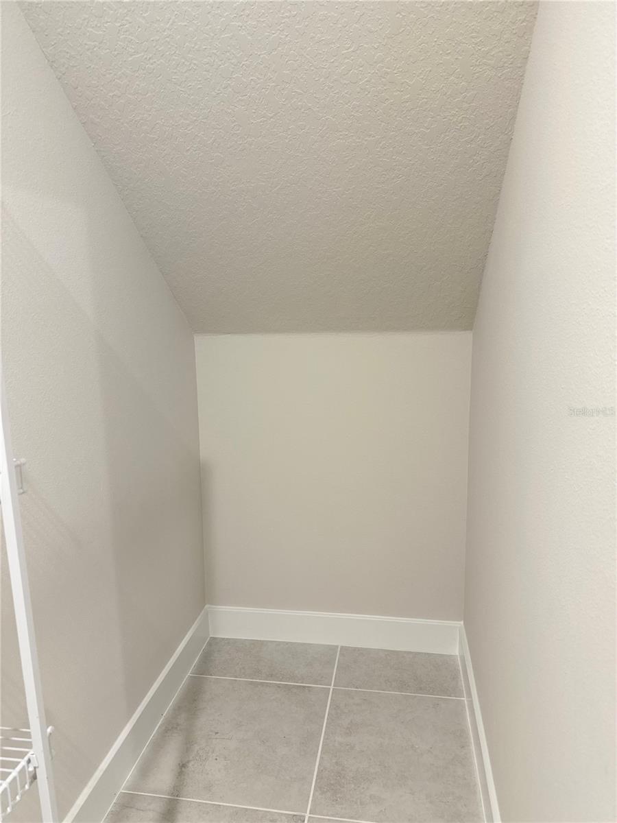 RIVINGTON PH 4 - Residential Lease