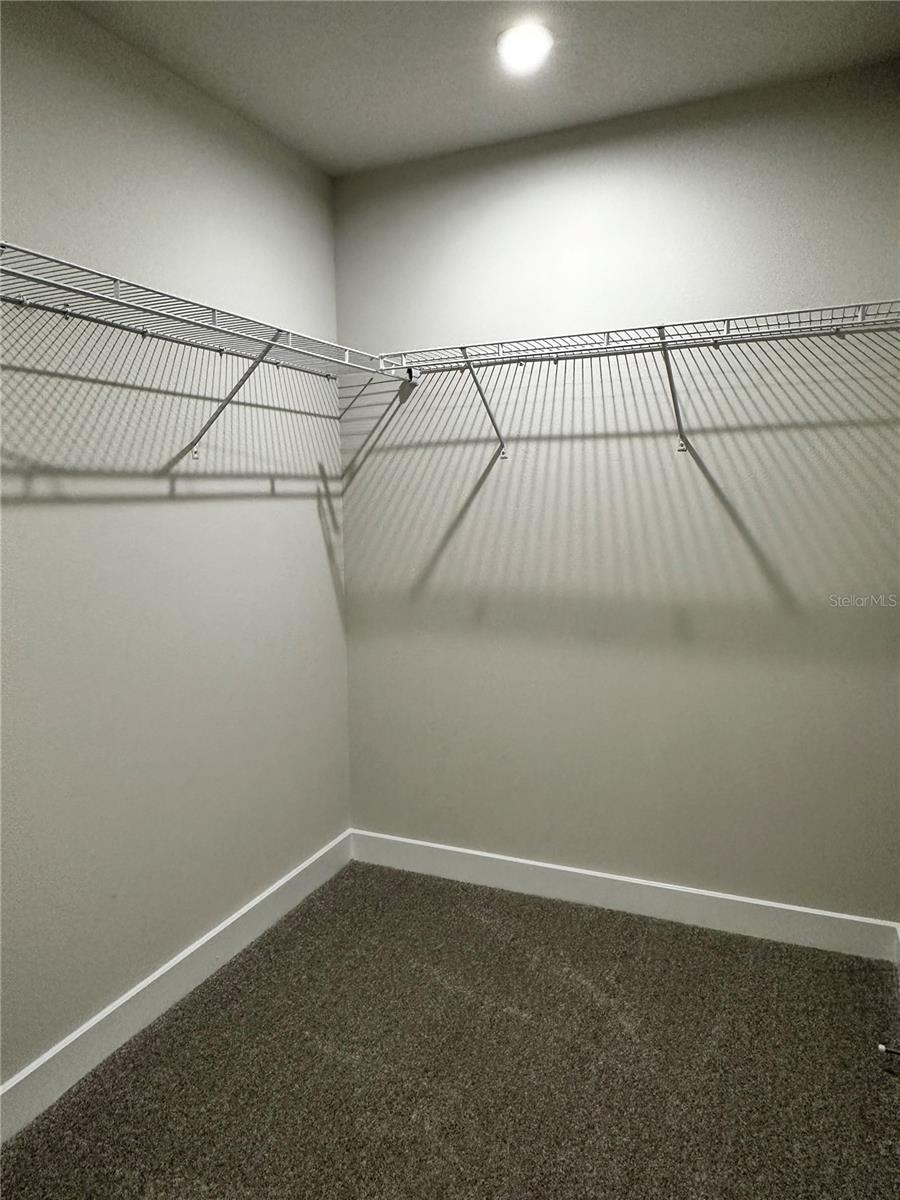 RIVINGTON PH 4 - Residential Lease