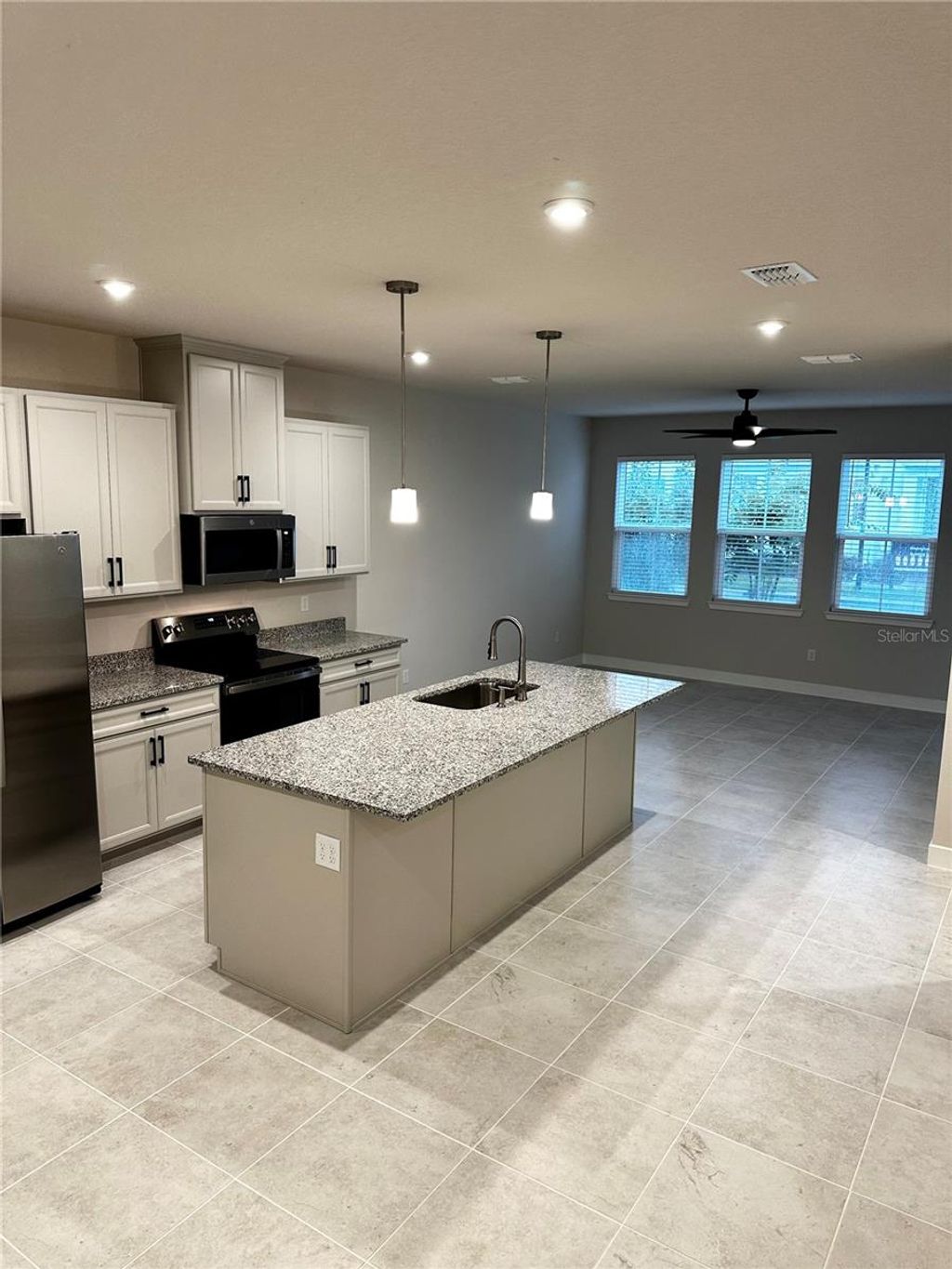 Photo of 674 Four Leaf Avenue, Debary, FL 32713 (MLS # G5101591)