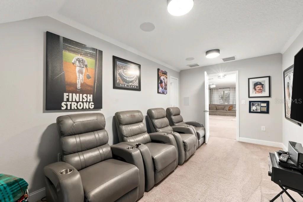 GRAND OAKS - Residential