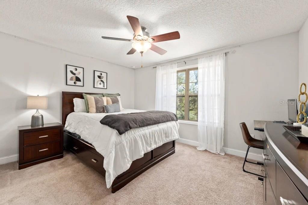 GRAND OAKS - Residential