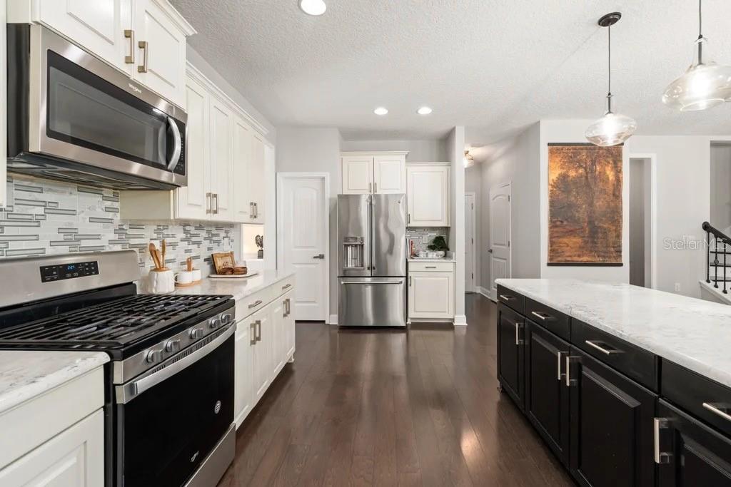 GRAND OAKS - Residential