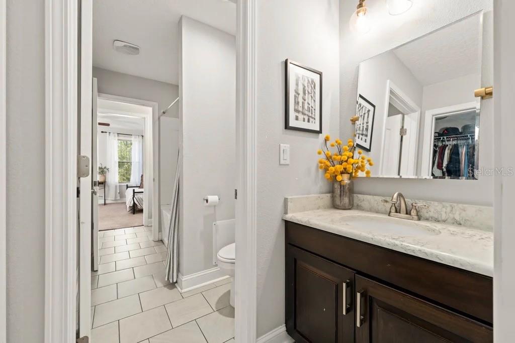 GRAND OAKS - Residential