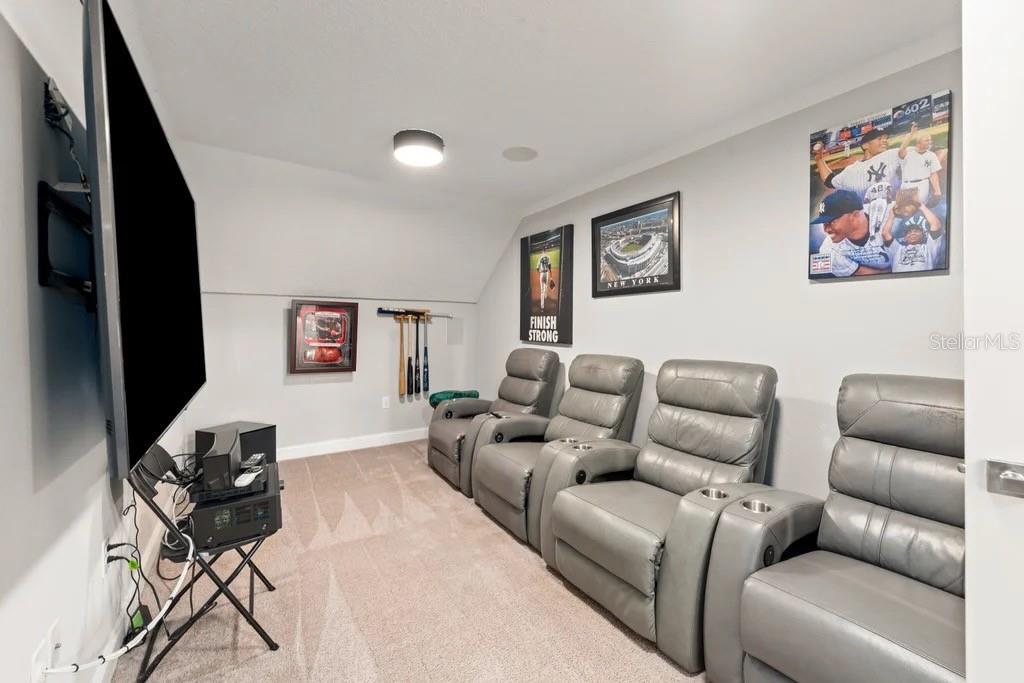 GRAND OAKS - Residential