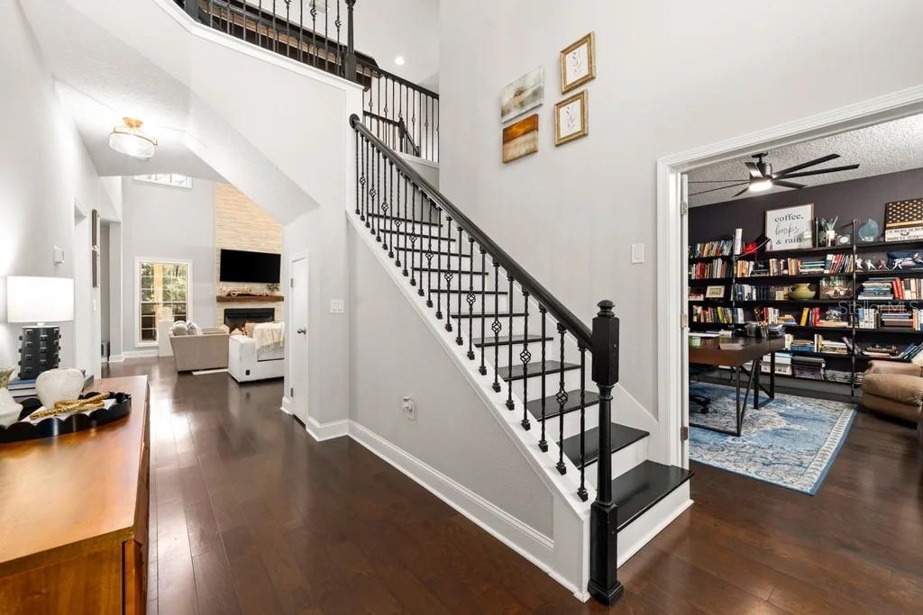 GRAND OAKS - Residential