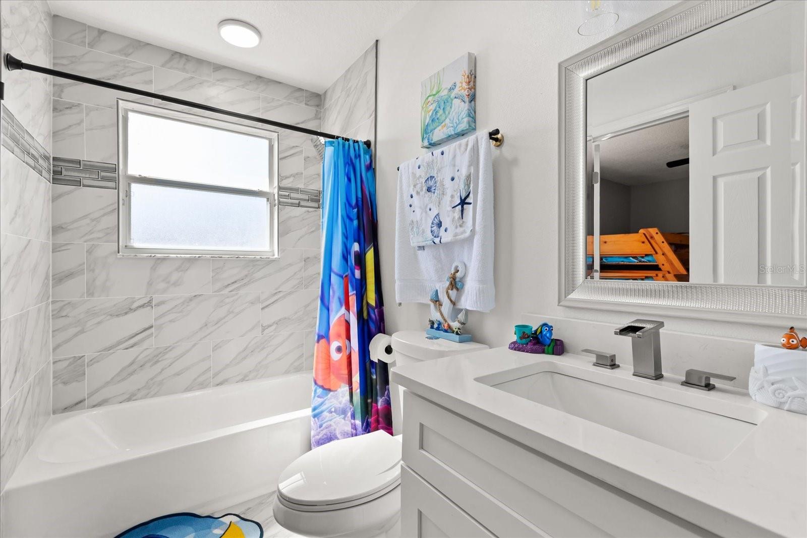 OAK ISLAND COVE - Residential