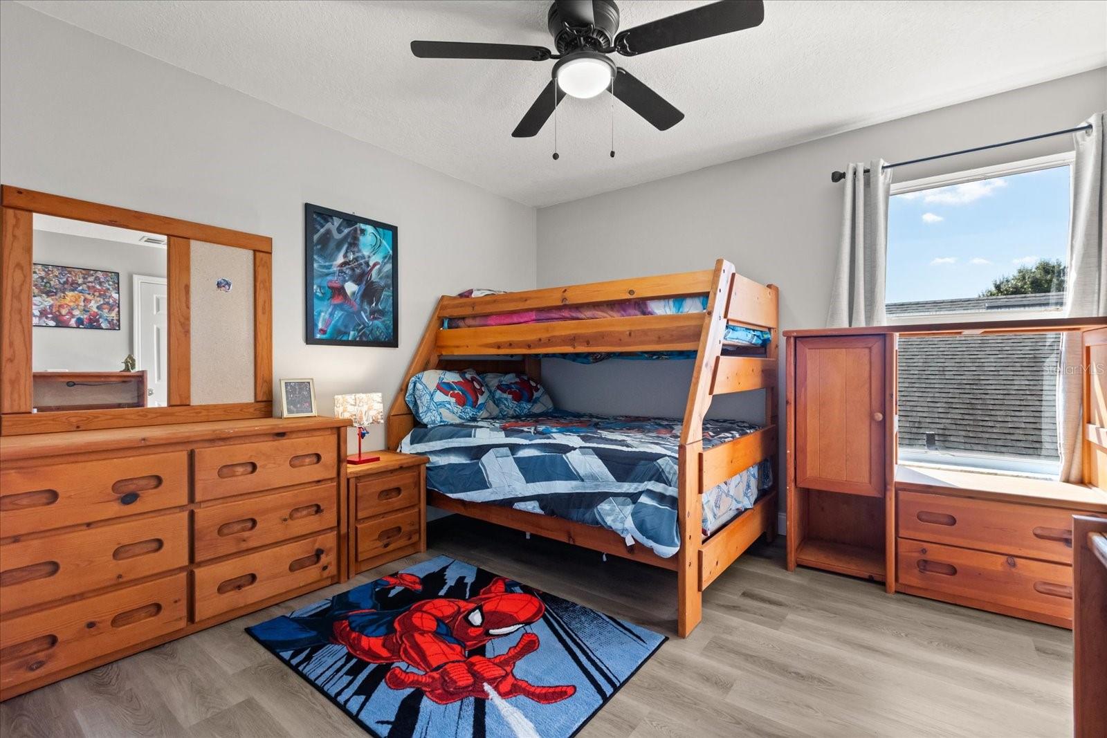 OAK ISLAND COVE - Residential
