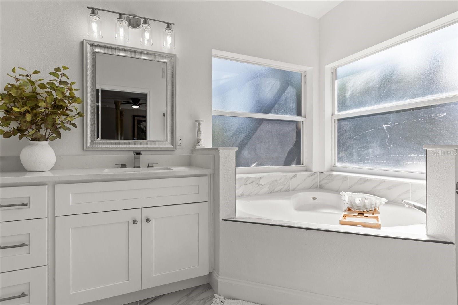 OAK ISLAND COVE - Residential