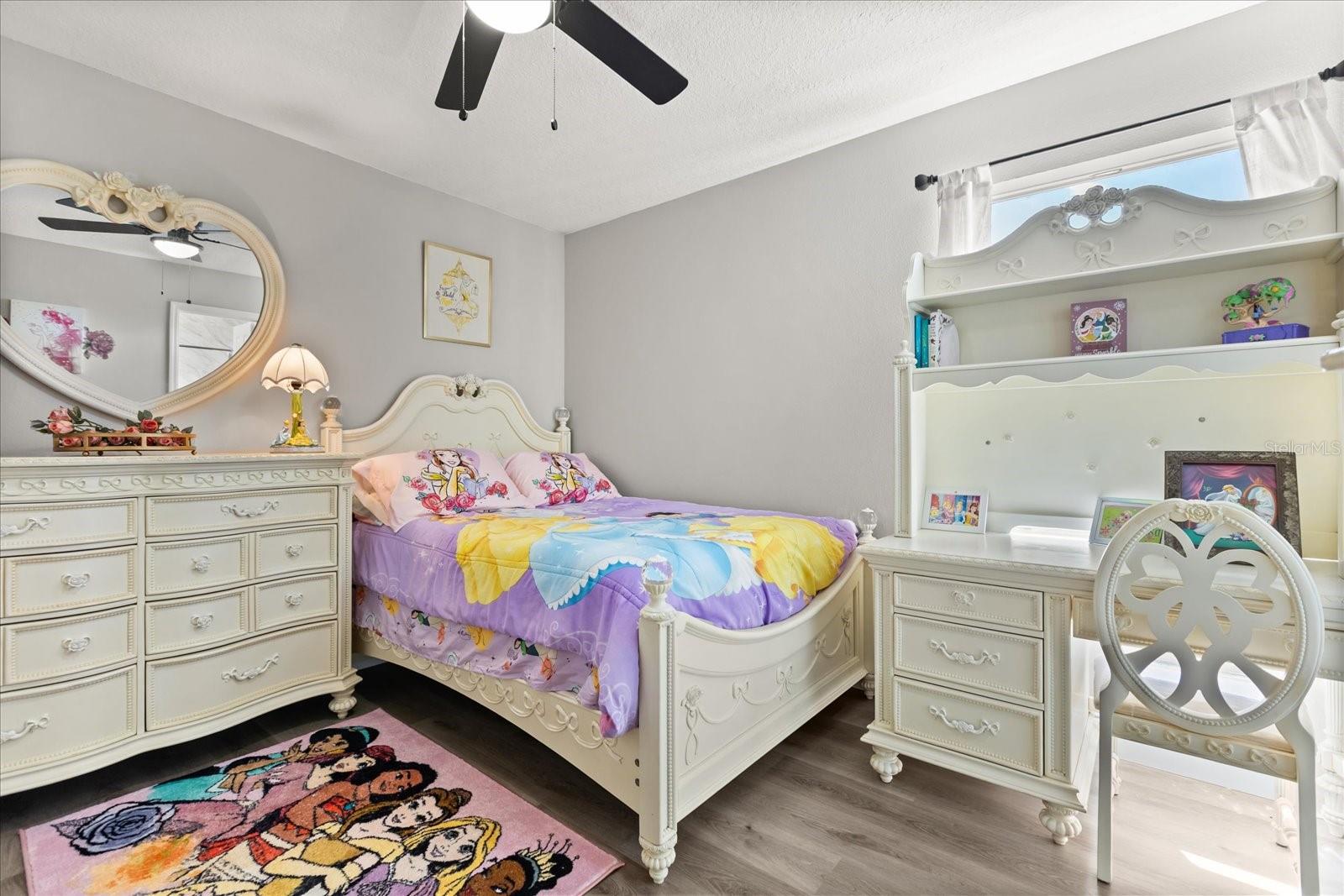 OAK ISLAND COVE - Residential