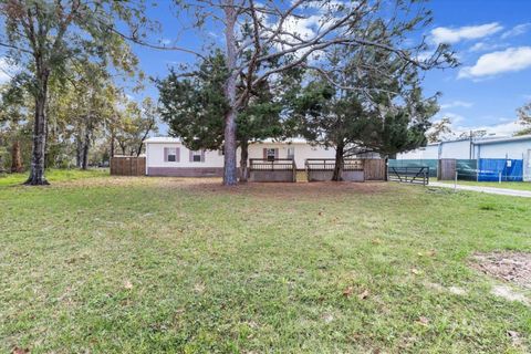 A home in HOMOSASSA