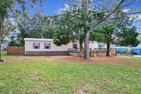 A home in HOMOSASSA