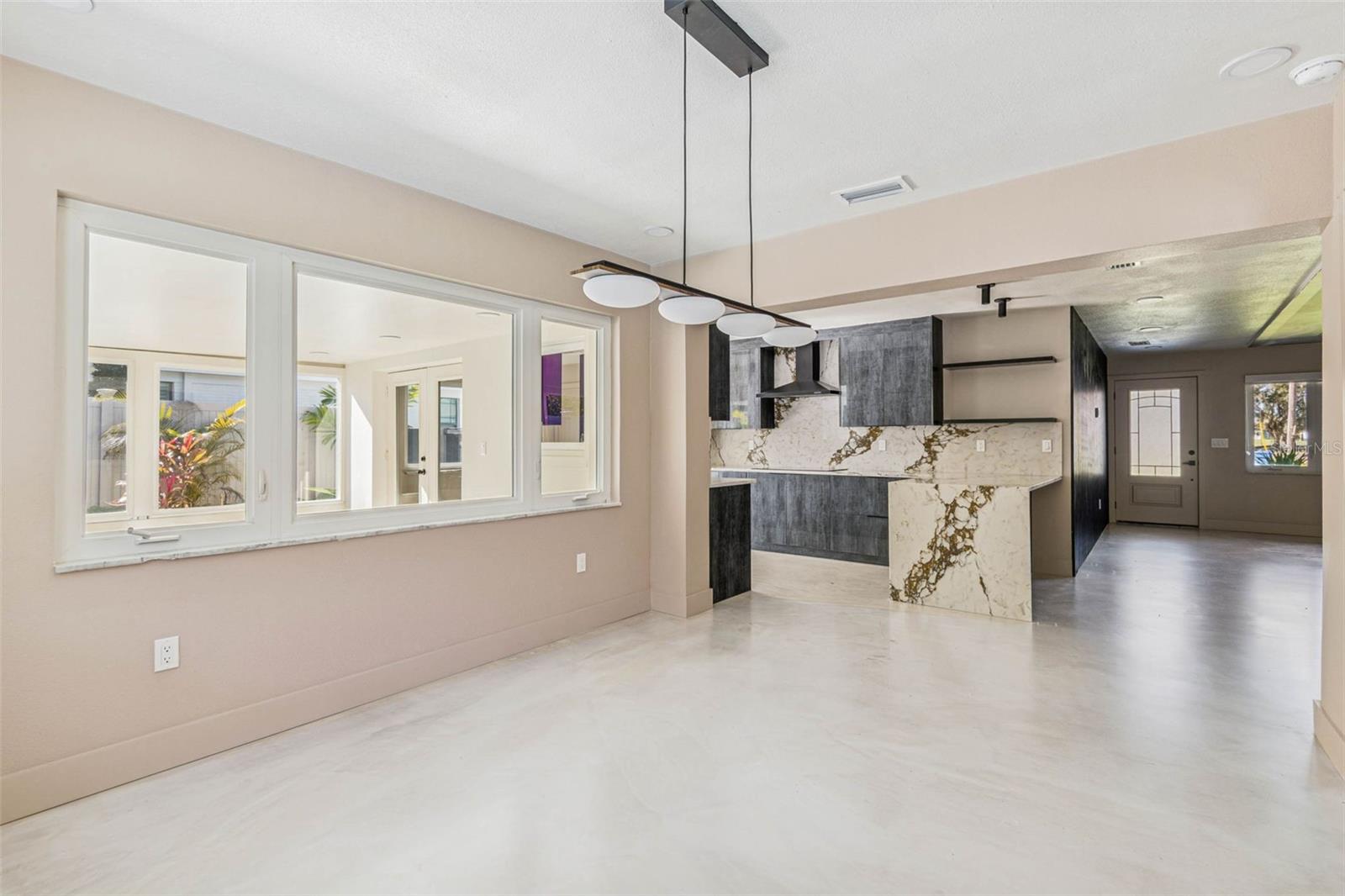 NORTH EAST PARK PLACIDO SHORES - Residential