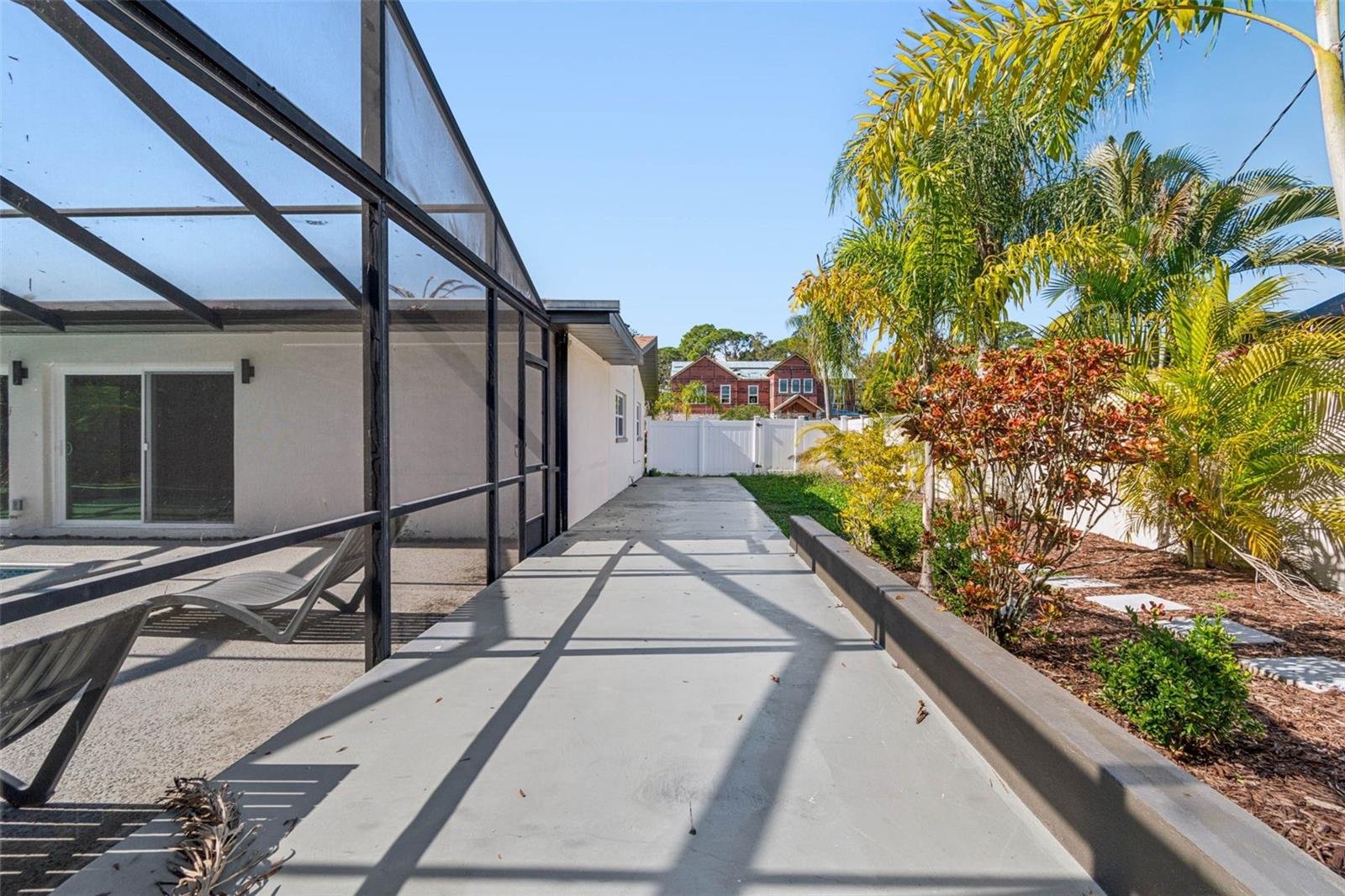 NORTH EAST PARK PLACIDO SHORES - Residential