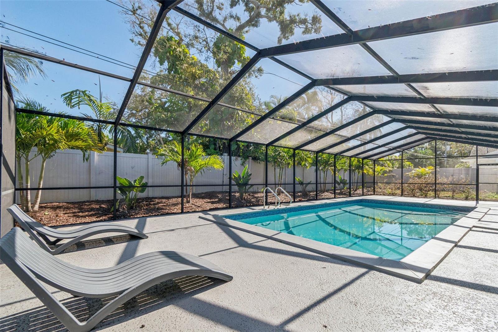 NORTH EAST PARK PLACIDO SHORES - Residential