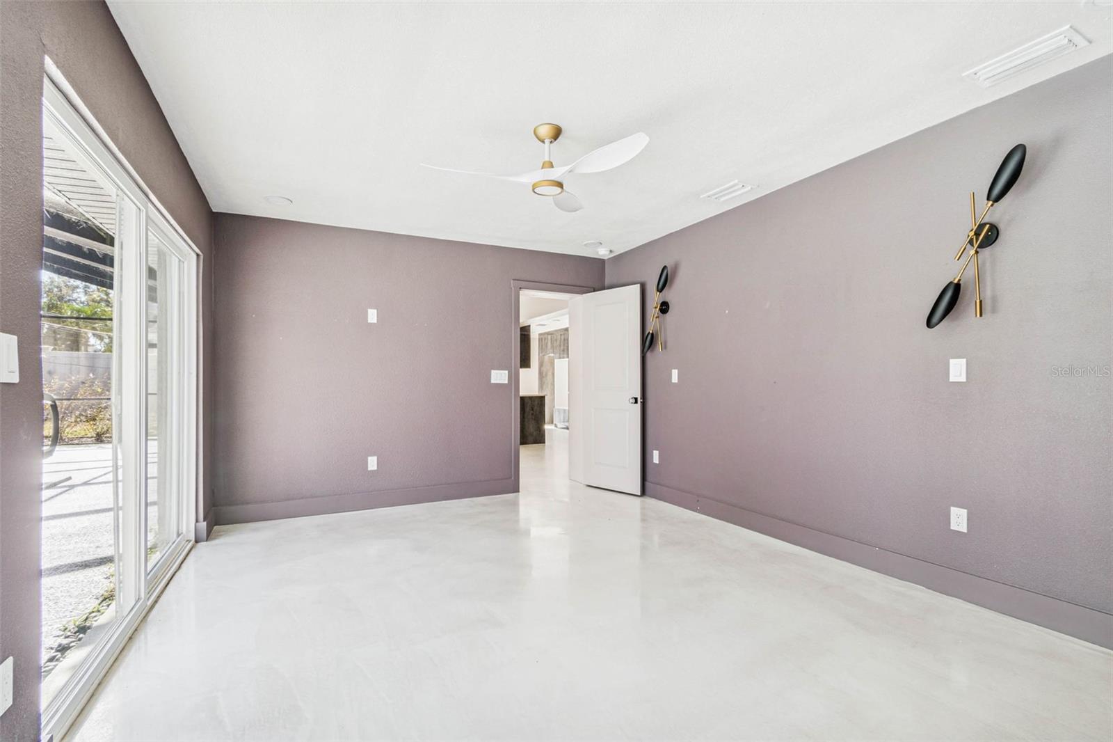 NORTH EAST PARK PLACIDO SHORES - Residential