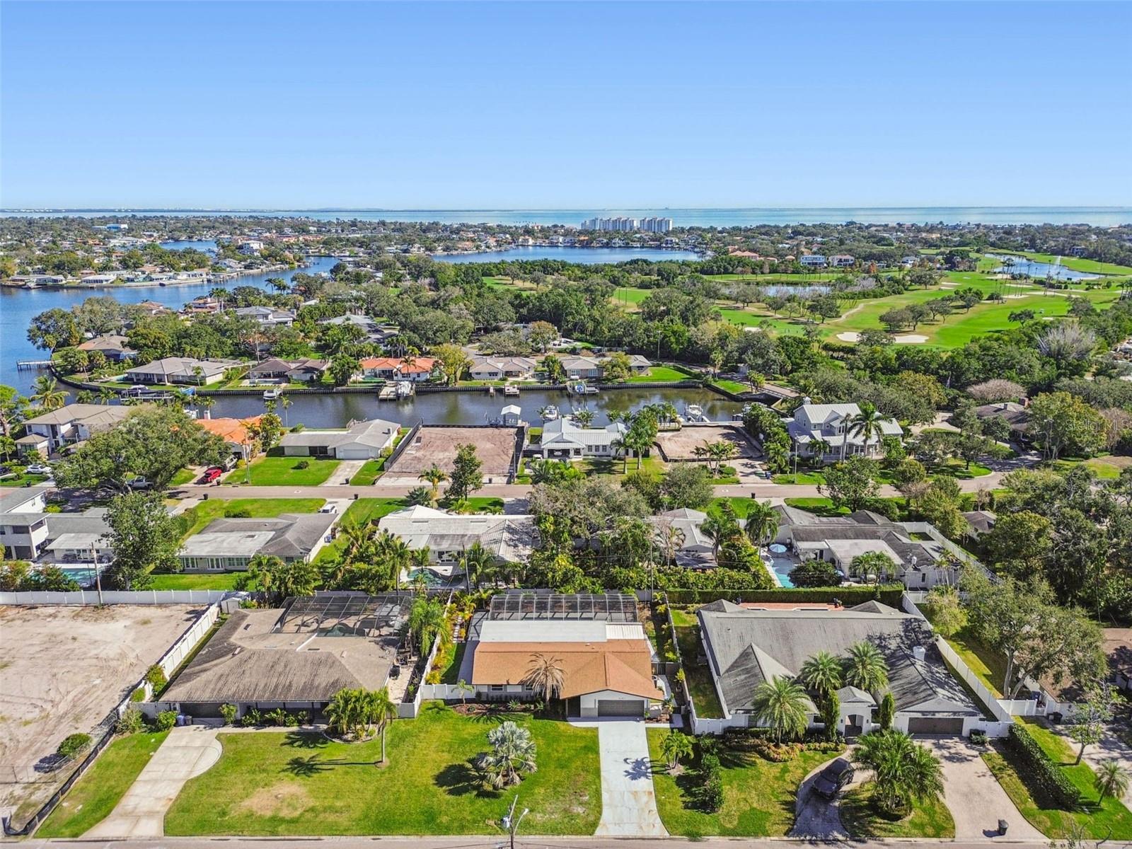 NORTH EAST PARK PLACIDO SHORES - Residential