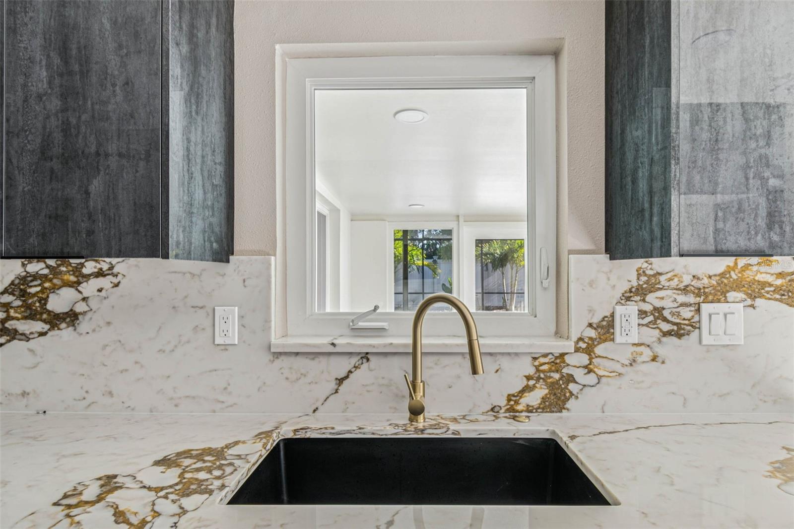 NORTH EAST PARK PLACIDO SHORES - Residential