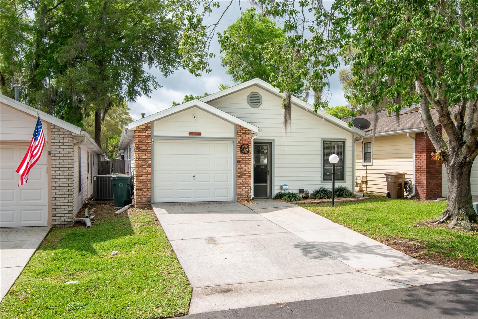 ETHANS GLEN - Residential