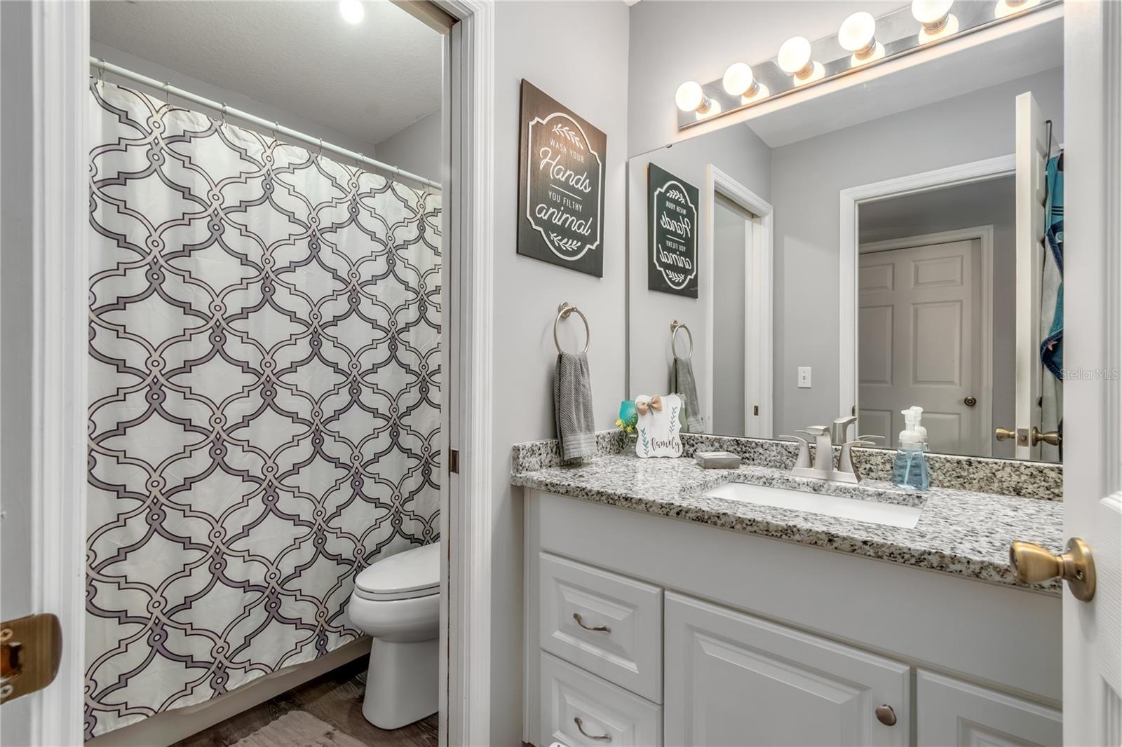 ETHANS GLEN - Residential