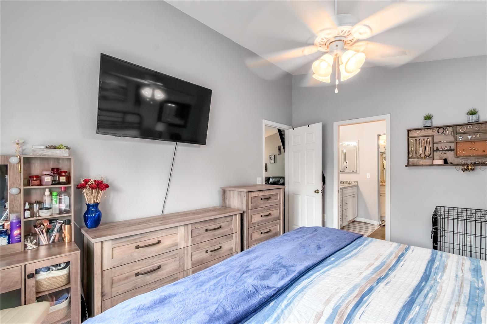 ETHANS GLEN - Residential