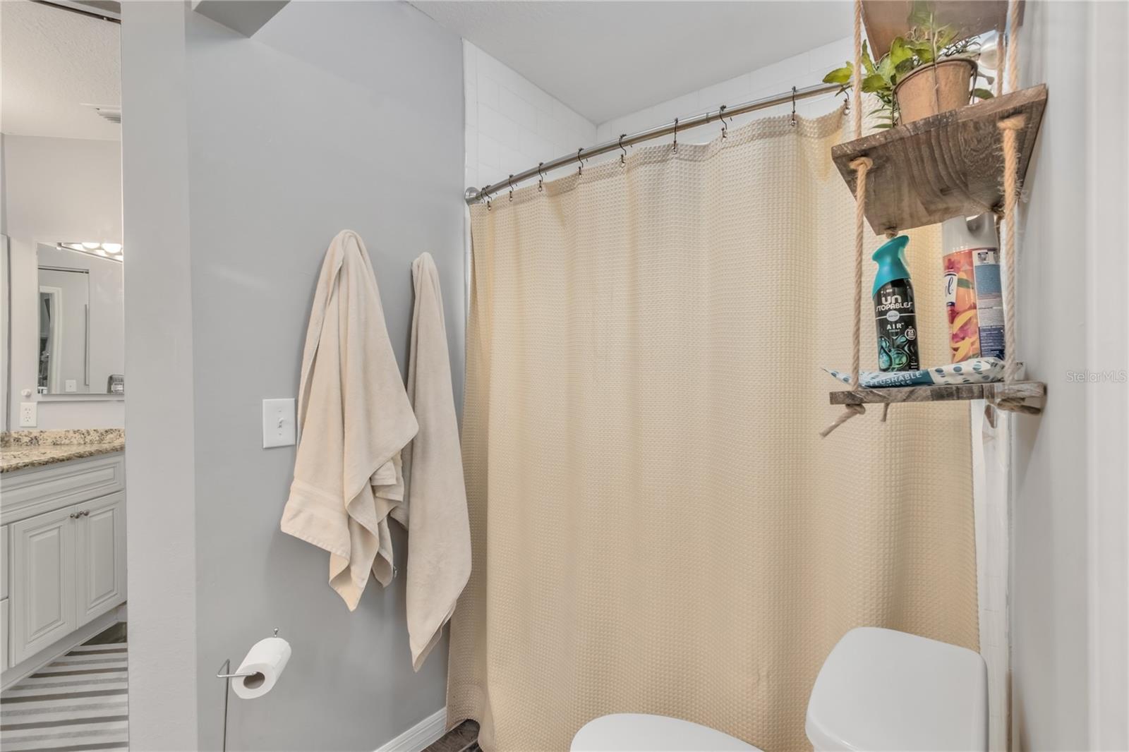 ETHANS GLEN - Residential