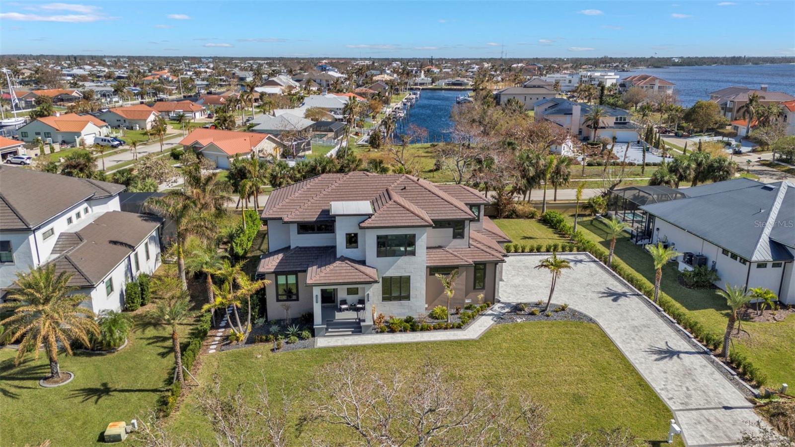GRASSY POINT ESTATES - Residential